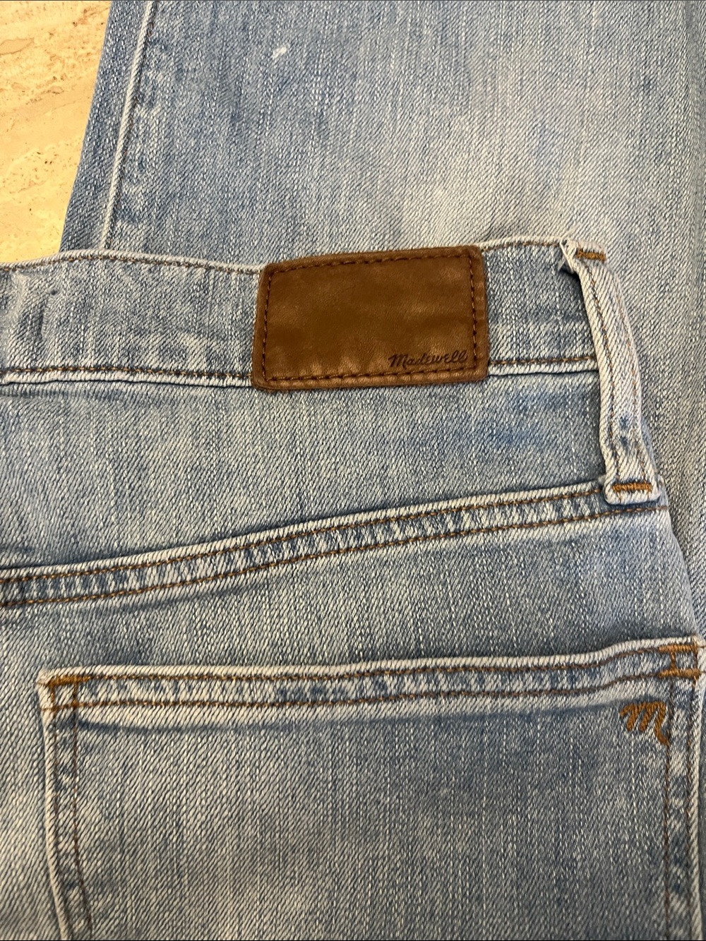 Madewell Faded Light Blue High-Rise Women's Jeans - Picture 3 of 4